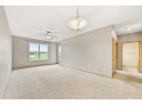 121 Metro Terr 203, Madison, WI 53718