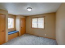 6530 W Chelly Ln, Janesville, WI 53548