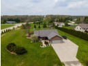 6530 W Chelly Ln, Janesville, WI 53548