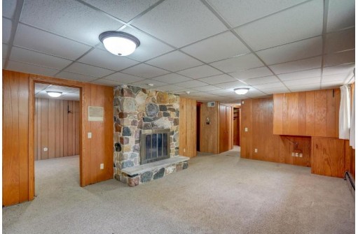 6506 Gettysburg Dr, Madison, WI 53705