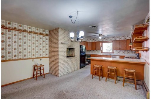 6506 Gettysburg Dr, Madison, WI 53705