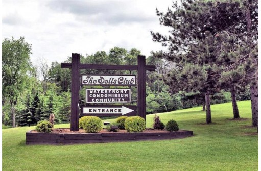 5 Elm Tr, Wisconsin Dells, WI 53965