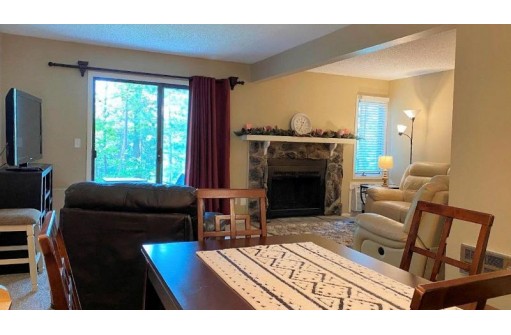 5 Elm Tr, Wisconsin Dells, WI 53965