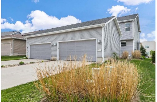 117 Milky Way, Madison, WI 53718