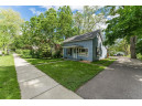 527 9th Ave, Baraboo, WI 53913