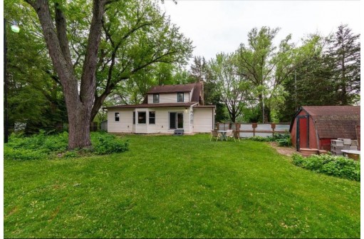 802 Northport Dr, Madison, WI 53704