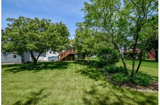 745 Walker Way, Edgerton, WI 53534