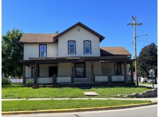 209 E Main St Albany, WI 53502