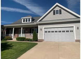 1210 Woodbridge Tr Waunakee, WI 53597