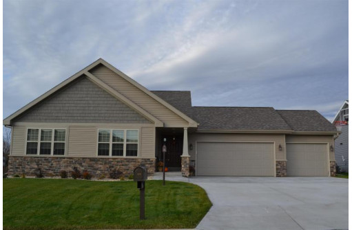 4129 Great Bridge Dr, DeForest, WI 53532