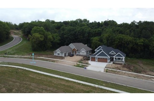 1402 Ridgetrail Dr, Cross Plains, WI 53528