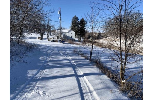 N6738 County Road J, Monticello, WI 53570