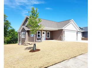 1332 Nordland Dr Stoughton, WI 53589