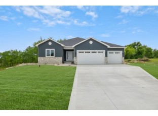 2207 Wooded Ridge Tr Cottage Grove, WI 53527