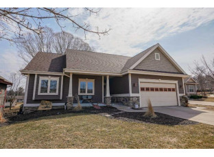 18 Oak Ridge Tr. Deerfield, WI 53531