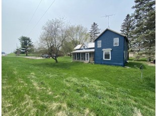 S2259 County Road A Baraboo, WI 53913