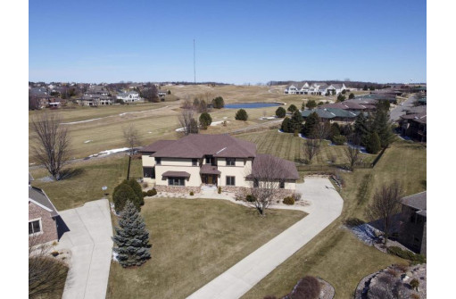 30 Kingswood Cir, Verona, WI 53593