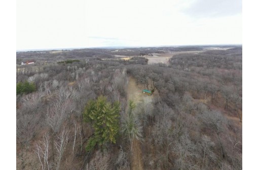 Fesenfeld Rd, Black Earth, WI 53711