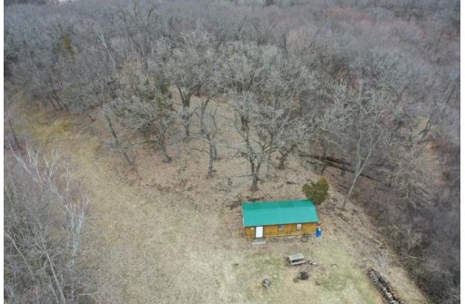 Fesenfeld Rd, Black Earth, WI 53711