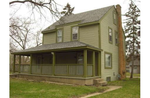 102 Adams St, Beloit, WI 53511