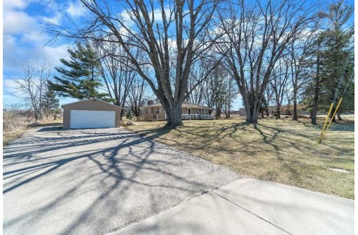 4001 Marsh Rd, Madison, WI 53718