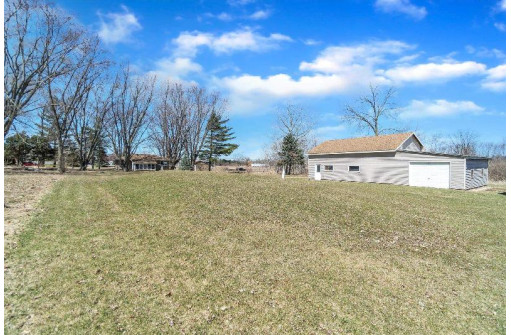 4001 Marsh Rd, Madison, WI 53718