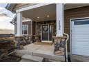 1206 Stonehaven Dr, Sun Prairie, WI 53590