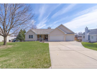 640 Morningstar Dr Portage, WI 53901