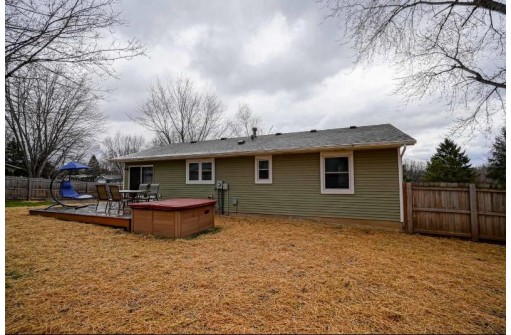 96 Seminole Way, DeForest, WI 53532