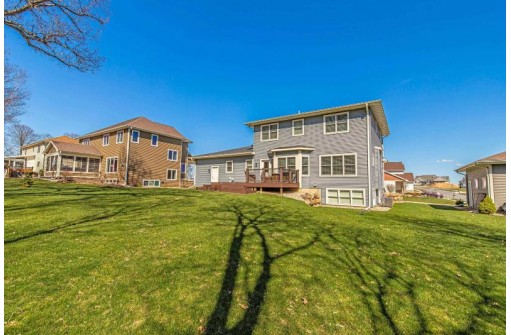 5948 Wiouwash Way, McFarland, WI 53558