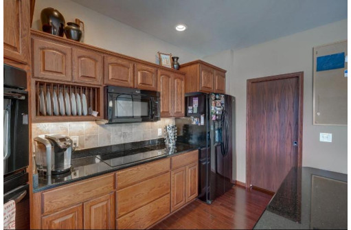 820 Willow Brook Tr, Sun Prairie, WI 53590