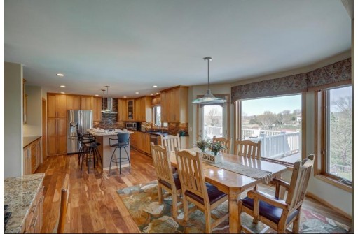 306 Ridge View Tr, Verona, WI 53593