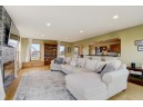 17 Iris Bloom Cir, Madison, WI 53719