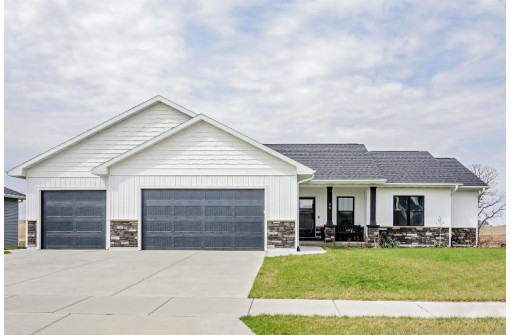 39 N Windmill Ridge Rd, Evansville, WI 53536