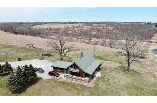 3619 Coon Hollow Rd, Lancaster, WI 53813