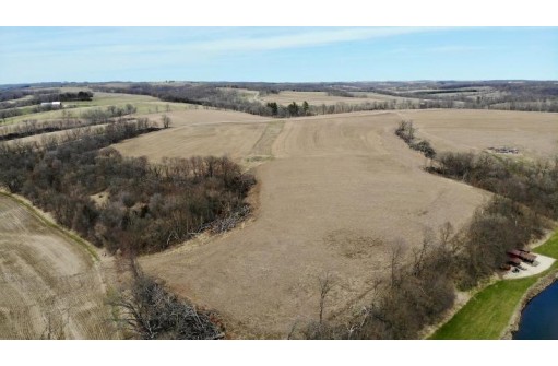 3619 Coon Hollow Rd, Lancaster, WI 53813