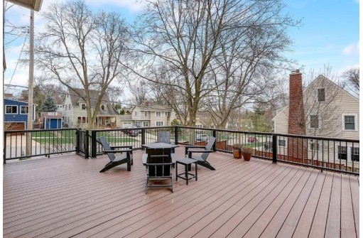 2550 Van Hise Ave, Madison, WI 53705