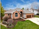 717 Prairie Smoke Rd, Madison, WI 53717