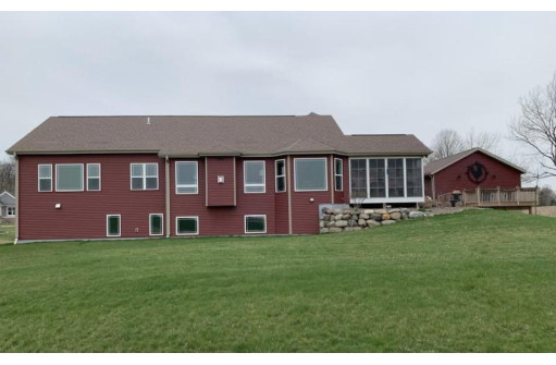 7218 Kaltenberg Pass, Sun Prairie, WI 53590