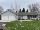 259 Niehoff Dr, Fall River, WI 53932