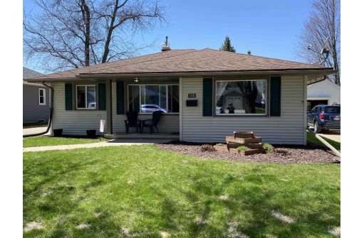 718 Grove St., Beaver Dam, WI 53916