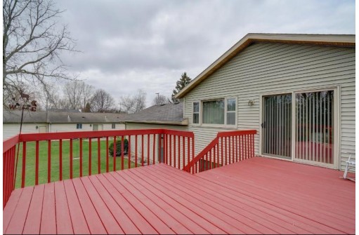 108 Riverview Dr, Marshall, WI 53559