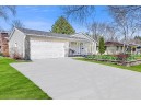 5718 Meadowood Dr, Madison, WI 53711