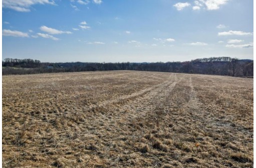 225 ACRES M/L County Road M, Dodgeville, WI 53533