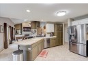 2574 Hupmobile Dr, Cottage Grove, WI 53527