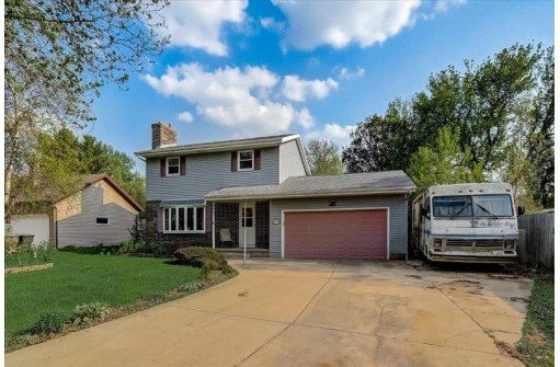 4101 David Rd, Madison, WI 53704