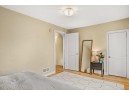 936 O'Sheridan St, Madison, WI 53715