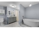 2010 Sherwood Dr, Beloit, WI 53511