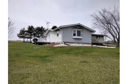 N1545 County Road T, Endeavor, WI 53930