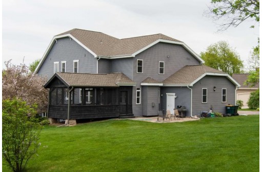 7331 Meadow Valley Rd, Middleton, WI 53562